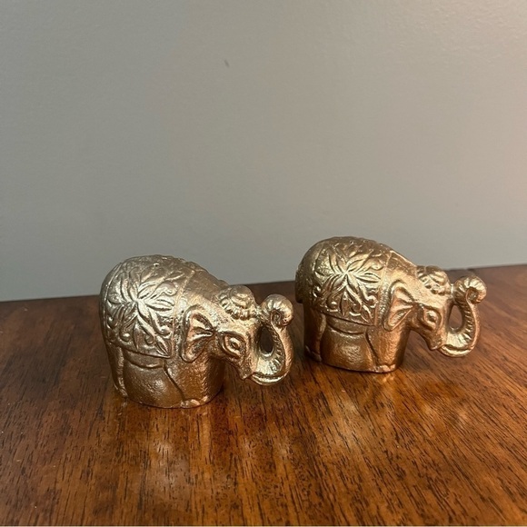 Other - Elephant Salt and Pepper Shakers Gold Metal